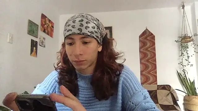 camille delrey online show from 05-13-26, 01:29
