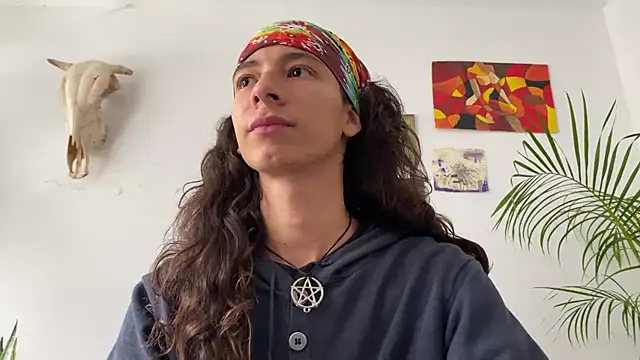 Snapshot of camille_delrey chatting on 11-14-25, 03:15 camille delrey online show from 11-14-25, 03:15