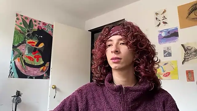 Snapshot of camille_delrey chatting on 02-10-26, 06:40 camille delrey online show from 02-10-26, 06:40