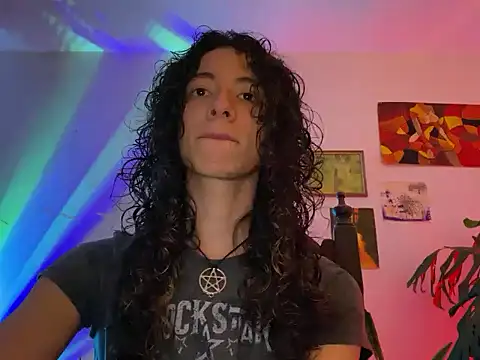 Snapshot of camille_delrey chatting on 10-07-25, 02:12 camille delrey online show from 10-07-25, 02:12