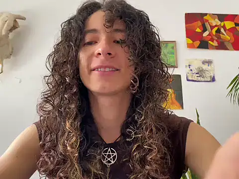 Snapshot of camille_delrey chatting on 11-04-25, 04:00 camille delrey online show from 11-04-25, 04:00