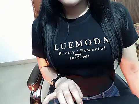 Hazel Angel online show from 02-28-26, 07:52