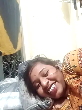 Hot crety online show from 03-04-26, 01:52