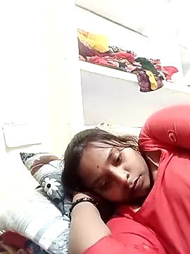 Hot crety online show from 02-05-26, 12:01