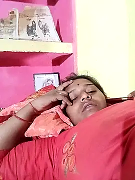 Hot crety online show from 04-01-26, 04:37