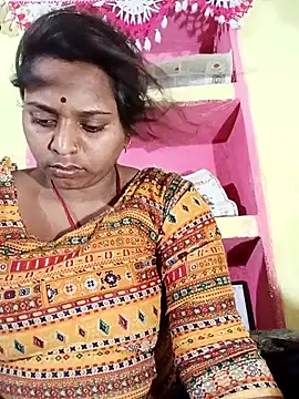 Hot crety online show from 04-01-26, 08:37