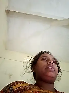 Hot crety online show from 11-19-25, 01:16