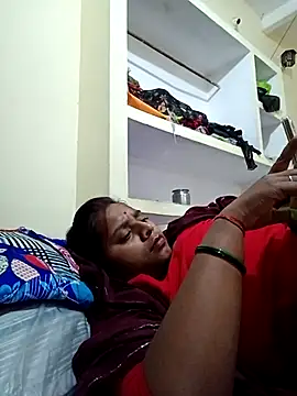 Hot crety online show from 11-29-25, 07:30