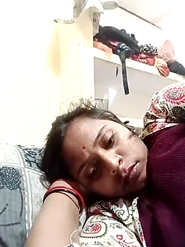 Hot crety online show from 02-25-26, 05:46