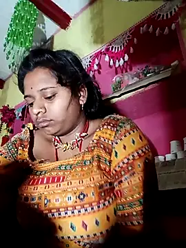 Hot crety online show from 03-24-26, 12:10