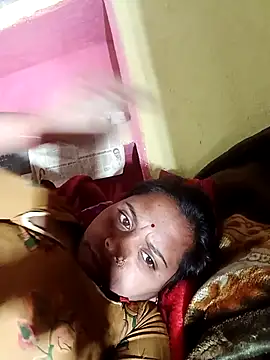 Hot crety online show from 03-18-26, 08:43