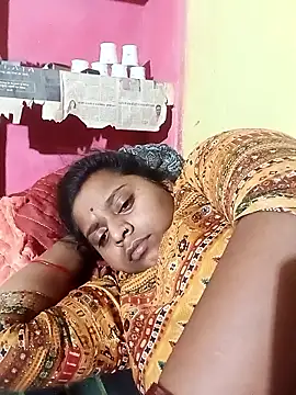 Hot crety online show from 04-20-26, 07:15