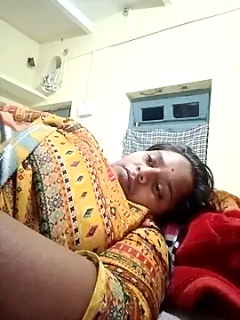 Hot crety online show from 11-28-25, 05:24