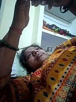 Hot crety online show from 12-04-25, 05:45