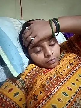 Snapshot of Hot_crety chatting on 10-16-25, 12:46 Hot crety online show from 10-16-25, 12:46