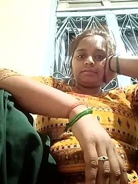 Snapshot of Hot_crety chatting on 10-10-25, 12:22 Hot crety online show from 10-10-25, 12:22