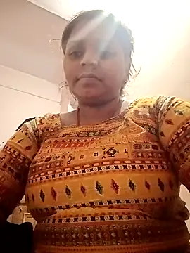 Snapshot of Hot_crety chatting on 09-22-25, 03:45 Hot crety online show from 09-22-25, 03:45