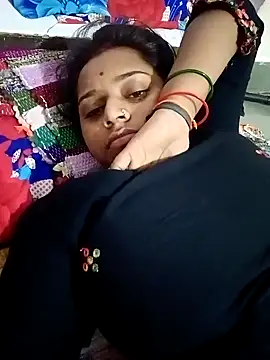 Snapshot of Hot_crety chatting on 09-10-25, 02:21 Hot crety online show from 09-10-25, 02:21