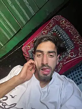 lyath3245 online show from 04-13-26, 11:47