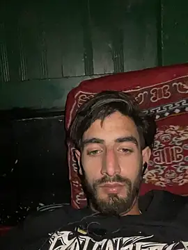 lyath3245 online show from 04-01-26, 07:33