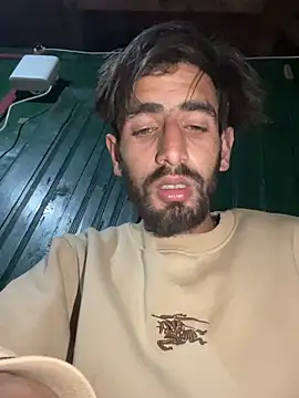 lyath3245 online show from 04-10-26, 04:47