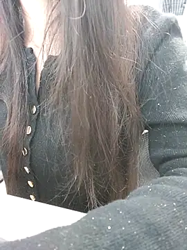 meomeocute online show from 11-17-25, 04:27