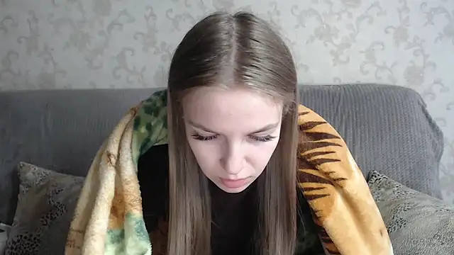HitGyrl online show from 05-13-26, 01:34