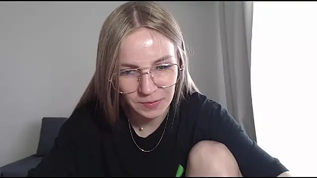Snapshot of HitGyrl chatting on 07-02-26, 07:47 HitGyrl online show from 07-02-26, 07:47