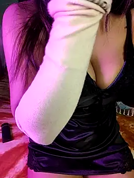 cute-sumi online show from 10-18-25, 07:49