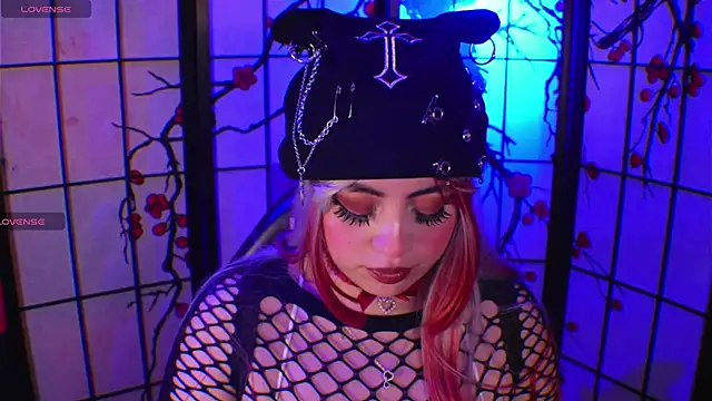 Vanelope sweet  online show from 04-15-26, 01:55