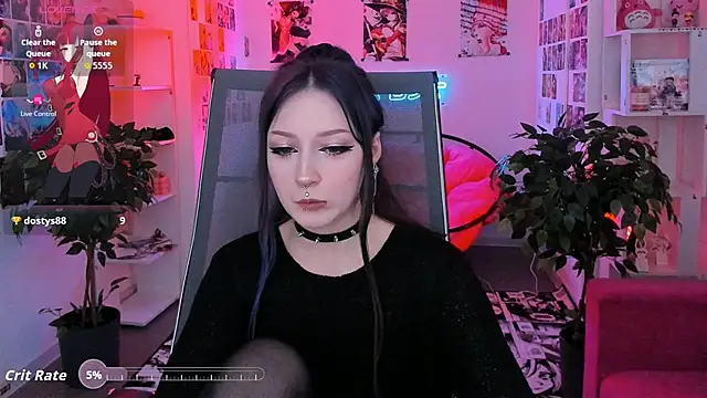 LiliLuna online show from 10-12-25, 04:08