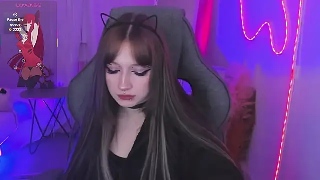 LiliLuna online show from 03-18-26, 01:24