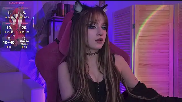 LiliLuna online show from 03-27-26, 06:31
