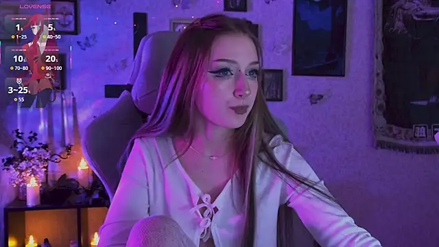 LiliLuna online show from 07-07-26, 10:24