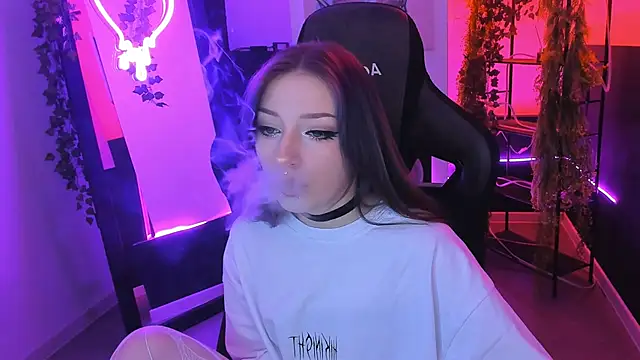 LiliLuna online show from 09-21-25, 01:27