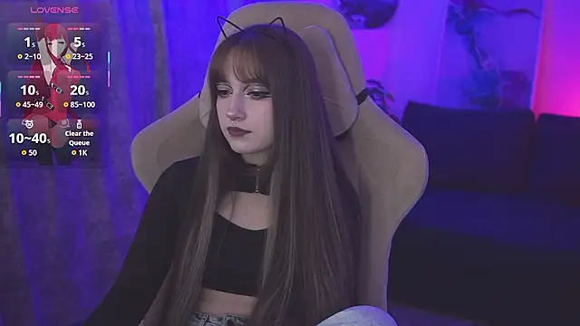 LiliLuna online show from 03-19-26, 01:00