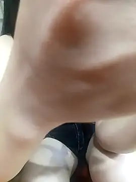 MinhChauXXX19 online show from 11-15-25, 08:07