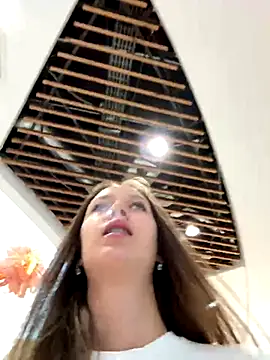 ElliRose online show from 11-01-25, 06:08