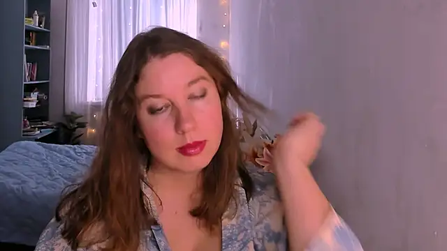 NancySanders online show from 11-26-25, 08:03