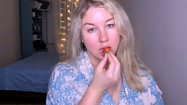 NancySanders online show from 06-20-26, 06:24