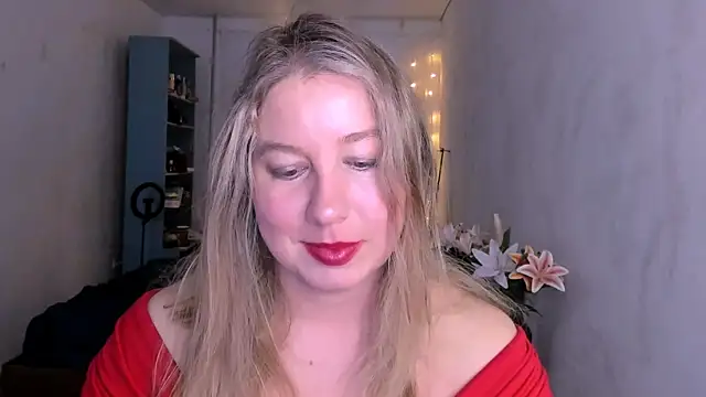 Snapshot of NancySanders chatting on 02-14-26, 06:35 NancySanders online show from 02-14-26, 06:35