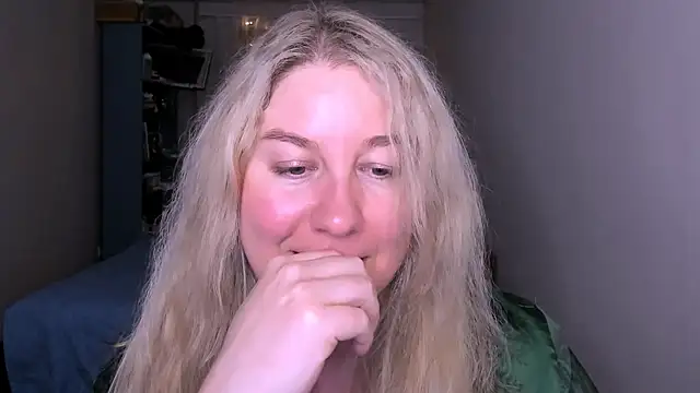 NancySanders online show from 05-08-26, 06:01