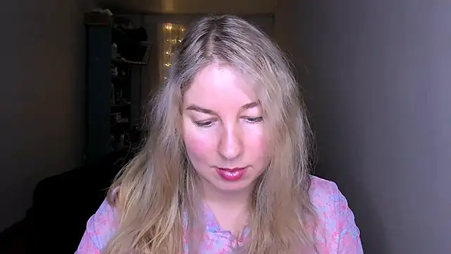 NancySanders online show from 04-25-26, 06:49