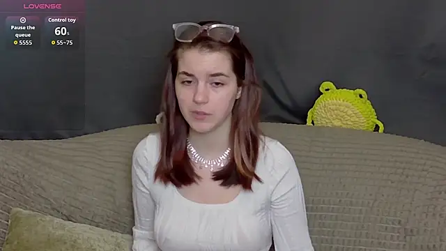 ElzaBlis online show from 11-15-25, 02:54