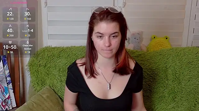 ElzaBlis online show from 10-15-25, 05:10