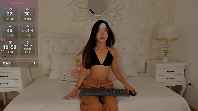 arianna cox   online show from 10-03-25, 07:37