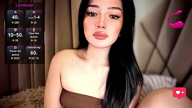 Snapshot of hadahera chatting on 03-11-26, 12:10 hadahera online show from 03-11-26, 12:10