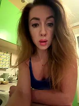 MarinaDiva11 74 online show from 10-11-25, 08:32