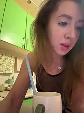 MarinaDiva11 74 online show from 09-10-25, 07:46