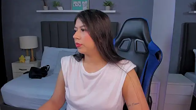 anagil  online show from 01-17-26, 02:09